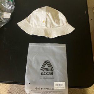ACCSA Women's White Stitched Flower Bucket Hat OS NIB